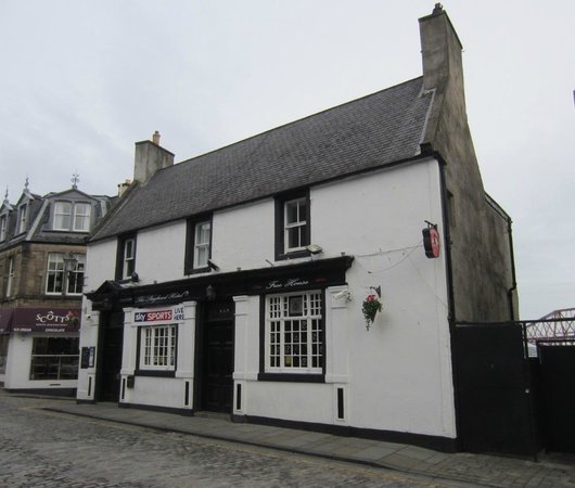 Stag Head Hotel